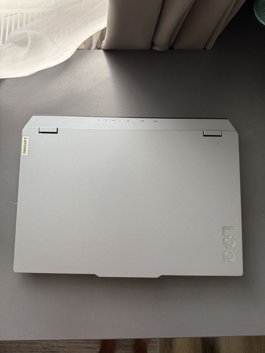 Laptop Gaming LENOVO LOQ 15ARP9