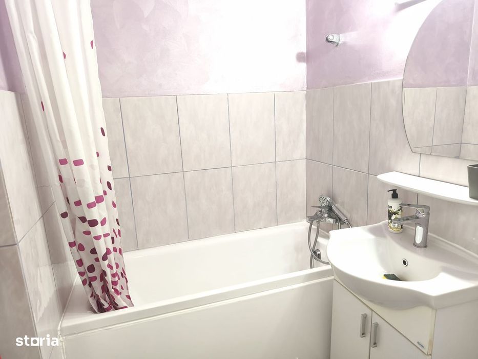 Apartament cu 2 camere in cartierul Cornisa!