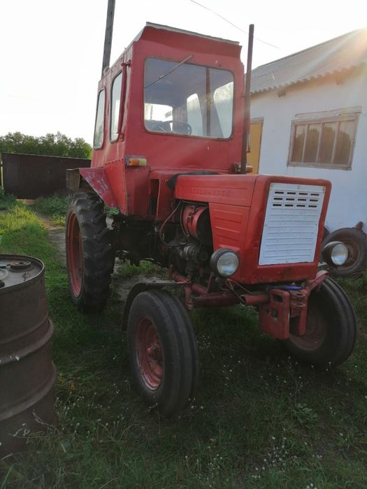 Продам трактор т 25