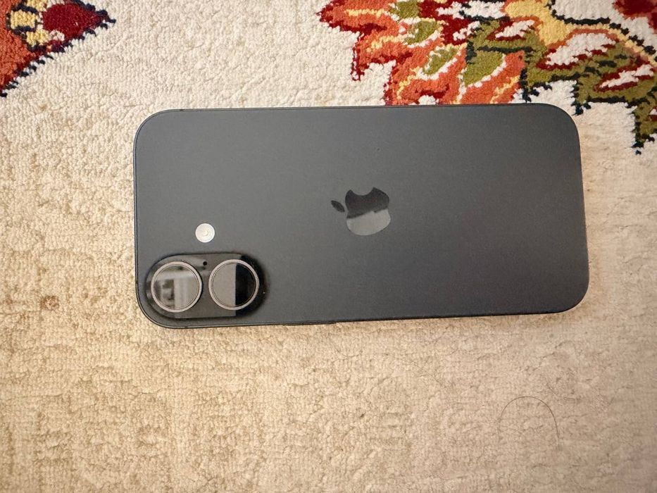 Продам iphone 17