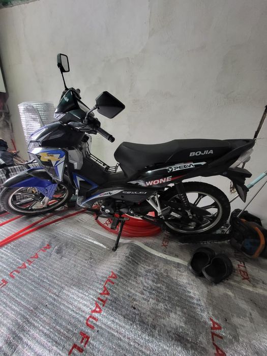Мопед 125 к  BojIa