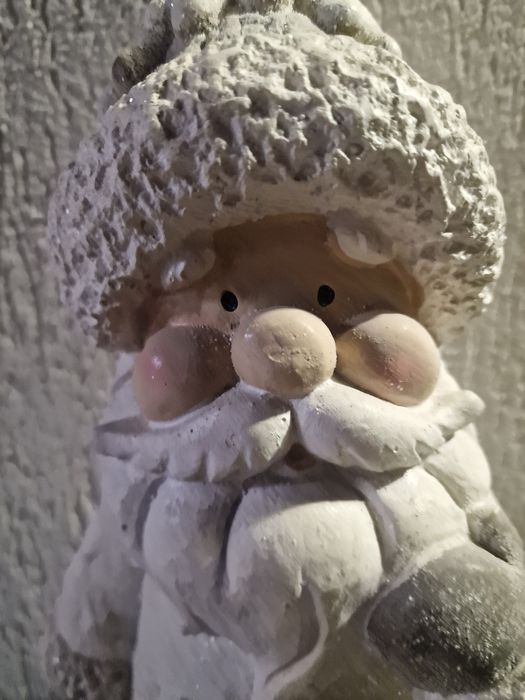 Mos Crăciun din ipsos material