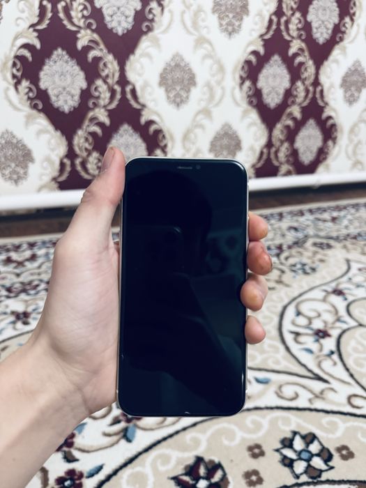 Iphone 11 128gb akb77