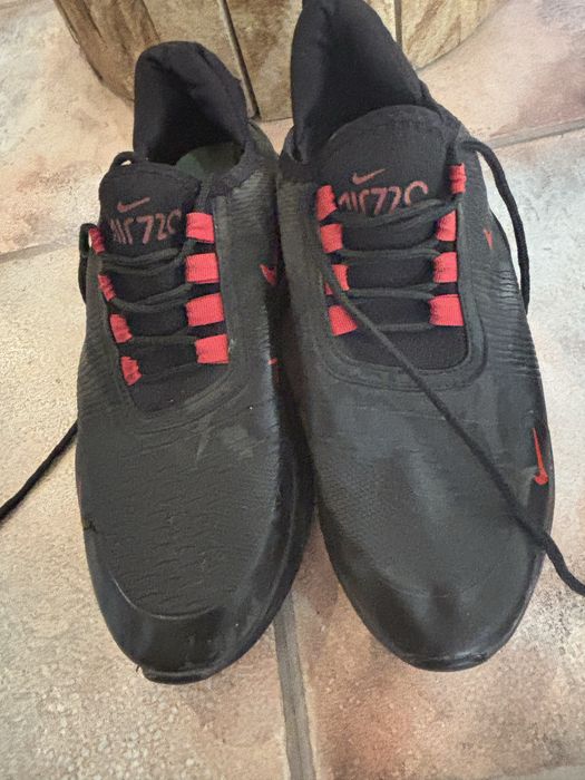 Продавам мъжки обувки в отлично състояние,