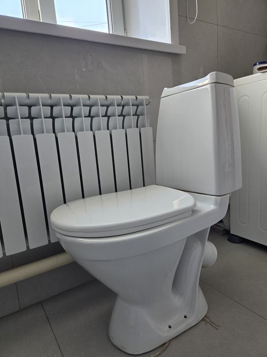 Продам унитаз литой Китай, и б/у