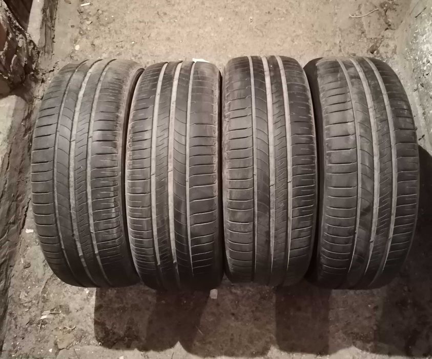 Продавам 4 броя Летни Гуми 205.55.16 на 1 сезон дот 2019 Мишелин