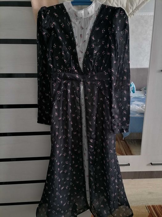 Платье женское нарядное