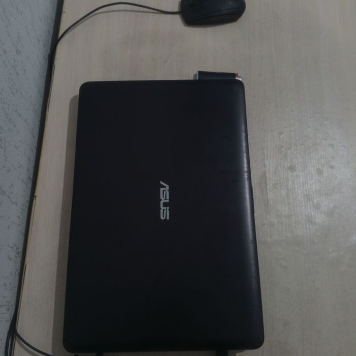 Ноутбук Asus x541s