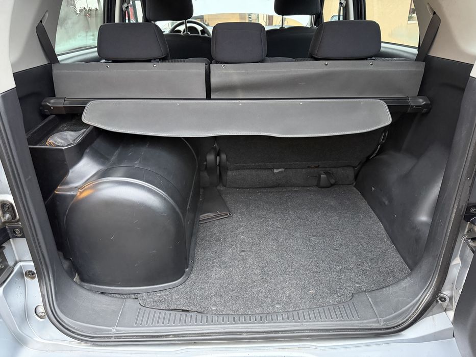 Vand Daihatsu Terios 4X4. Fara rugina