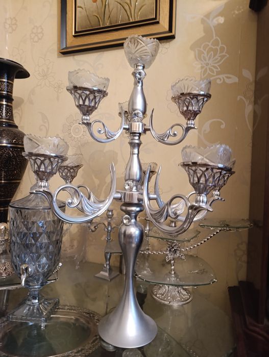 Продам большой канделябр