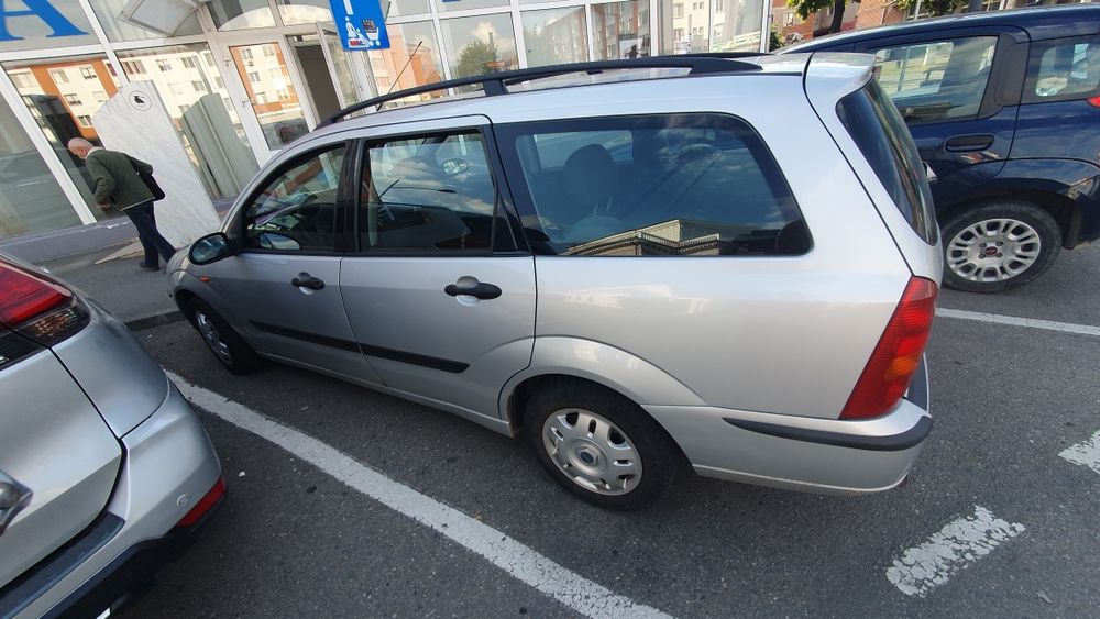 FORD Focus 2004 — imagine 5