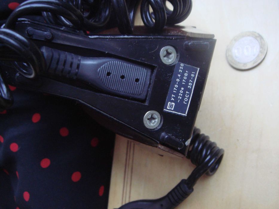 Утюг мини 1981 год СССР  НОВЫЙ Эбонитовый Корпус + Подарок Наполь.Весы