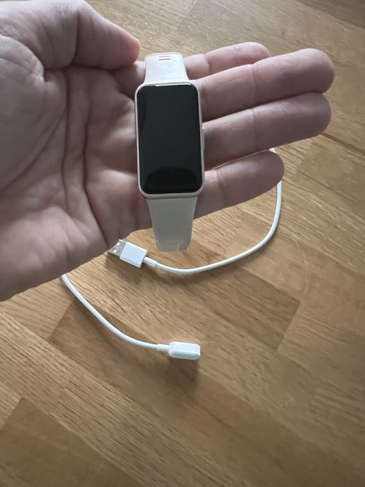 Vand Huawei Band 8, bratara / ceas smart fitness