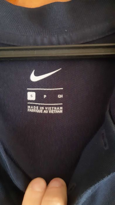 vand tricou original Nike nou cu eticheta marimea S