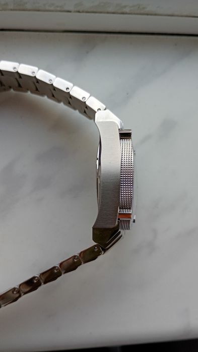 Bulova precisionist Icon 96B417, nou, nepurtat, factura 2026, 8 rubine, garanție 3 ani, Quartz 262 kHz