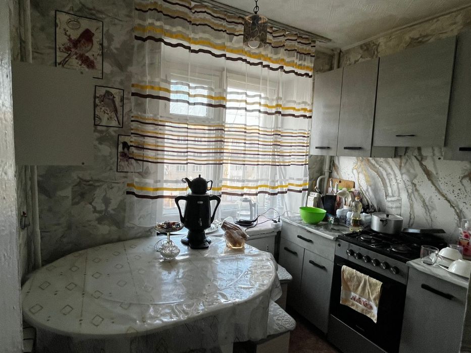 Продам 4 комнатную