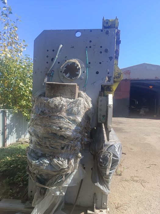 Продам гильотину, листогиб, плазмаферез