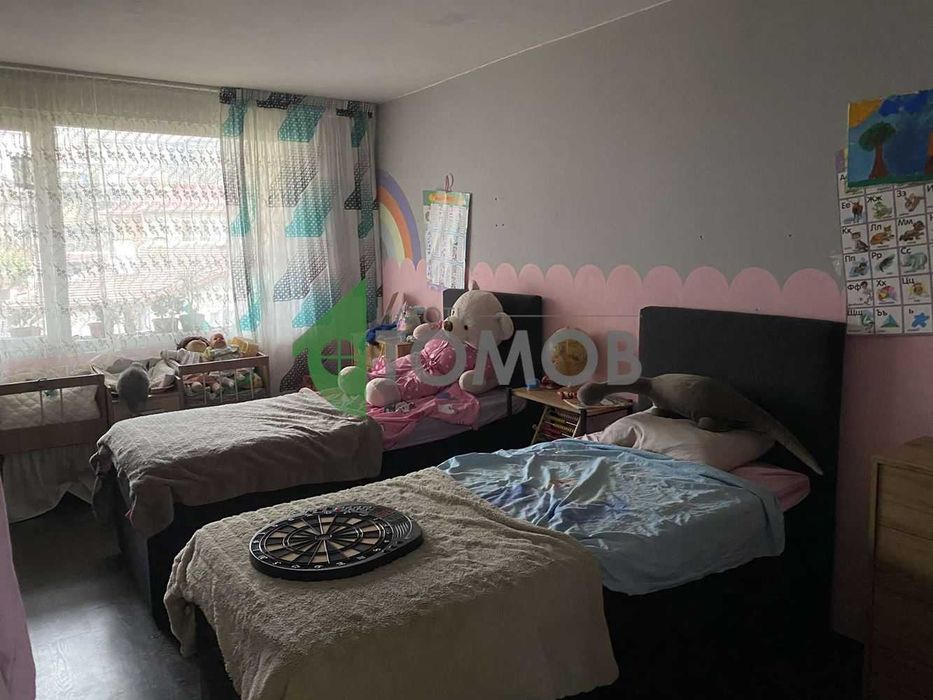 Продава се Четиристаен апартамент в Шумен, Куршум чешма - 100 кв.м за 1352 €/кв.м - Снимка #4