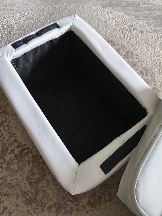 Новый придиванный пуфик