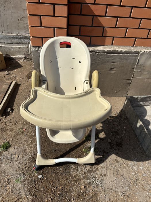 Столик для кормления