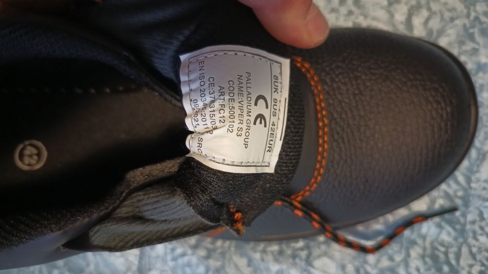 Работни обувки pall star 42 номер цена 15 eur