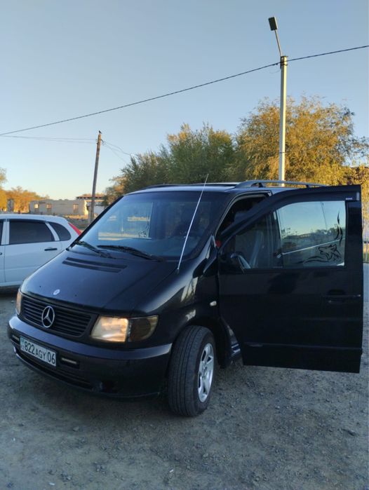 Mercedes Benz Vito