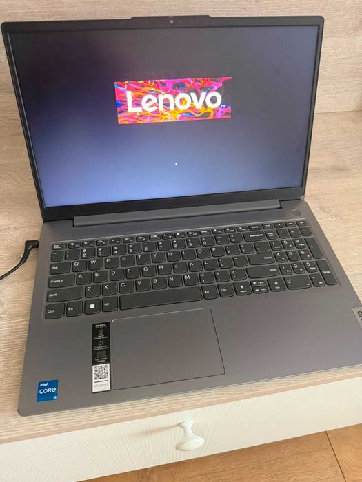 Laptop Lenovo IdeaPad Slim 3
