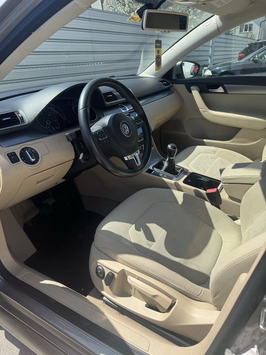 Volkswagen Passat B7 2014