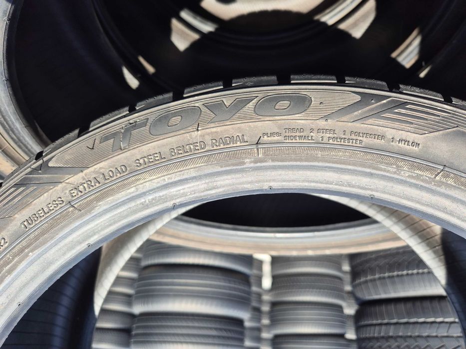 2 Anvelope M+S IARNA - 245/35/18 92V - TOYO - APP NOI - DOT 2020 !