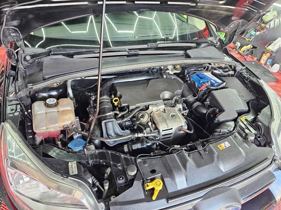 Vand Ford Focus 1.0 EcoBoost Titanium