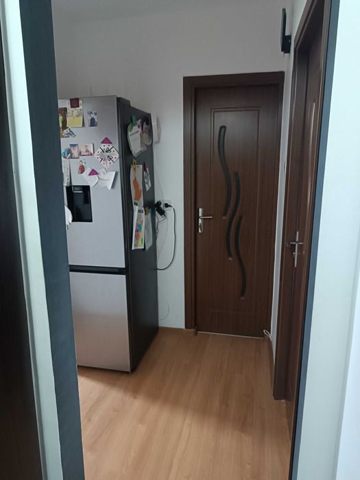 Vând apartament