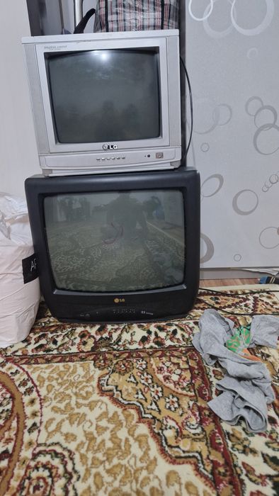 Продаю телевизор