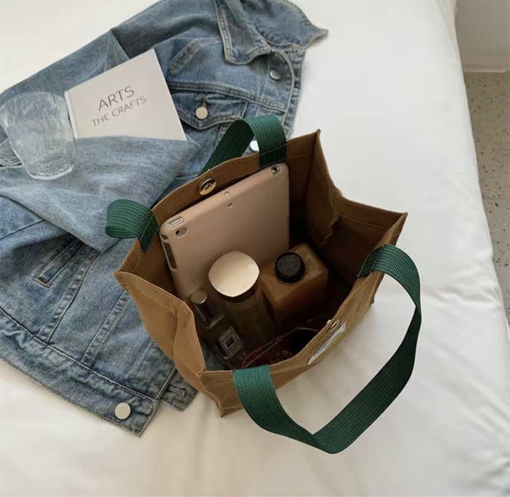 Сумочка через плечо тренд 2025