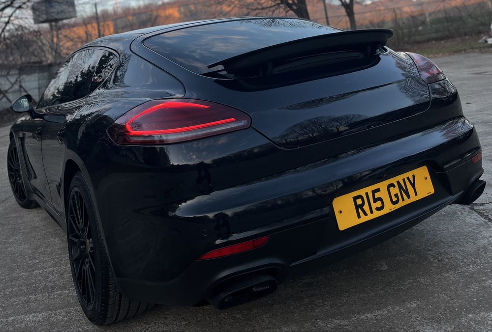 Porsche Panamera - Face•Lift - 2014 - 3.0 Diesel V6 - 300 CP -