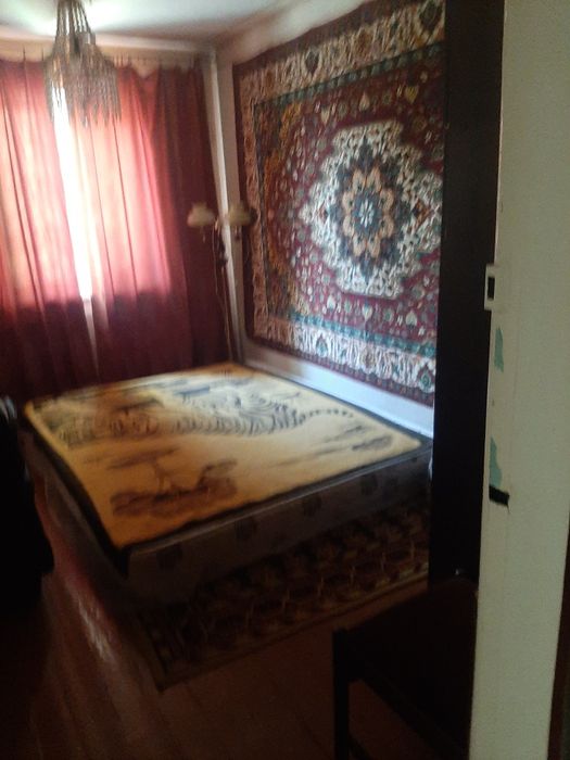 Продаётся 3х комнатная квартира с мебелью в г  Чирчике