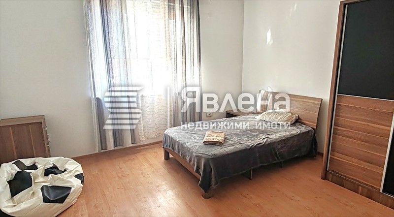 Продава се Тристаен апартамент в София, Център - 80 кв.м за 3688 €/кв.м - Снимка #3
