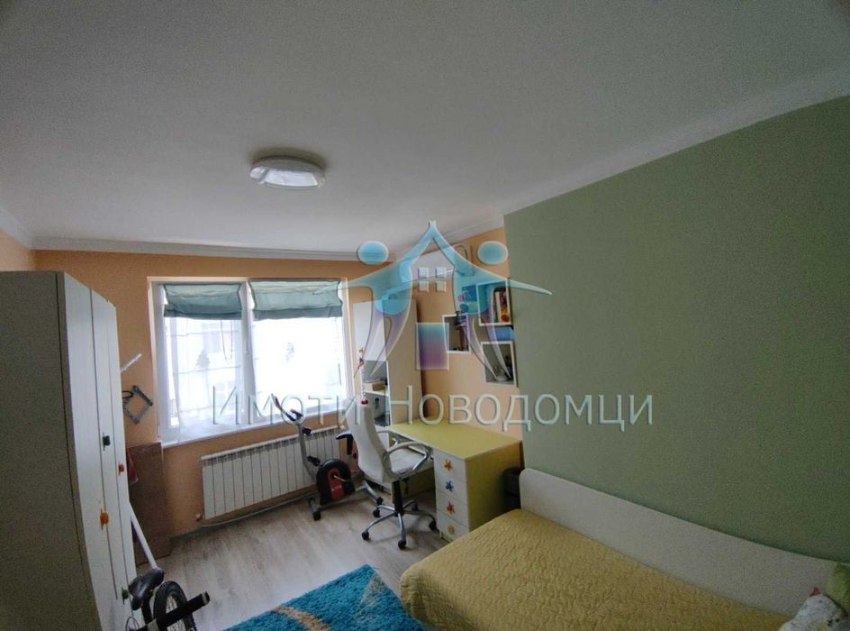 Продава се Многостаен апартамент в Шумен, Пазара - 118 кв.м за 1611 €/кв.м - Снимка #3