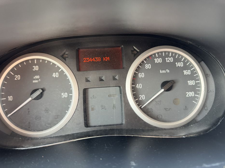 OPEL Vivaro 2011 — imagine 5