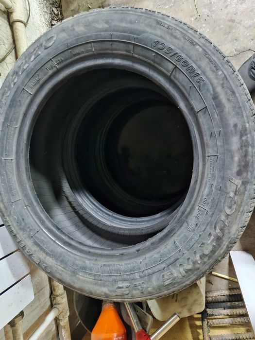 Продам комплект резины