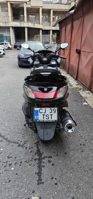 Yamaha Majesty 400 - Maxi scooter 2006