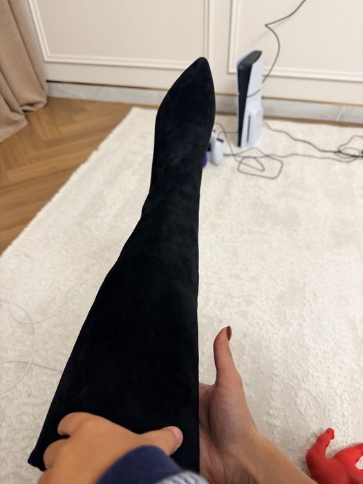 Продам осенние сапоги 33-34 замша