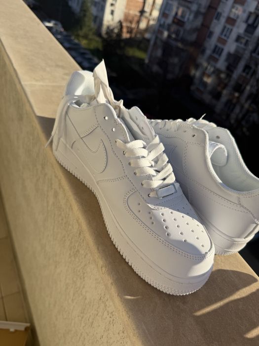 Nike air force white