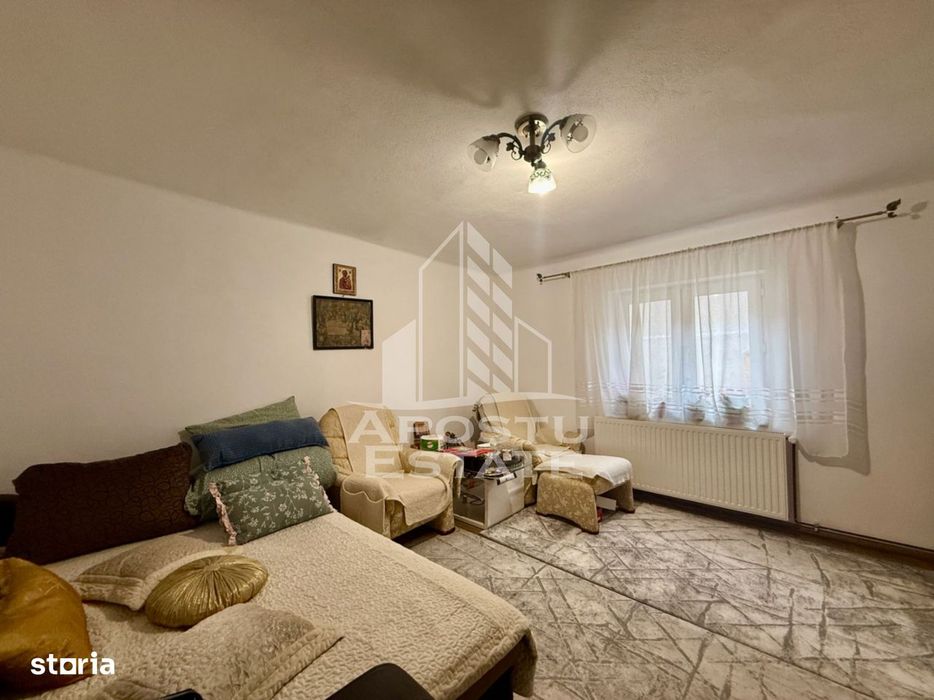 Casa individuala cu 6 camere de vanzare zona Plopi Timisoara