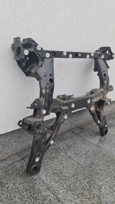 Punte fata cadru motor BMW 3 G20 G21 6877319 2x4 tracțiune spate