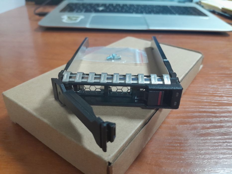 Продам каретки для жесткого диска