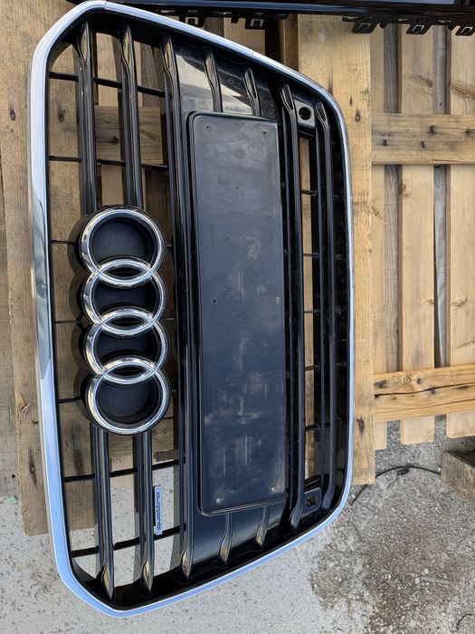 Предна решетка за A6 C7