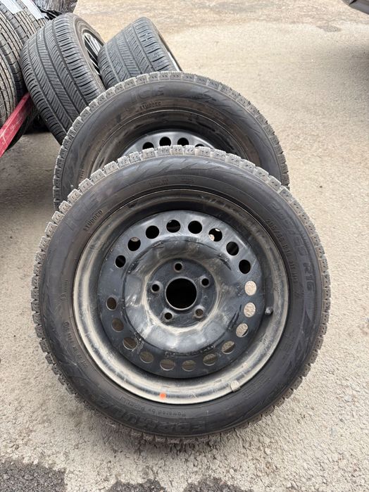 Диски оригинальные шатампованные r 16