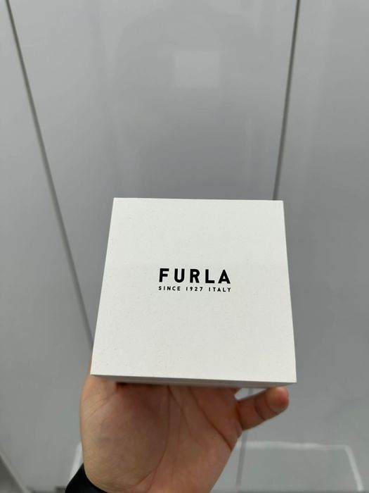 Часовник на Furla