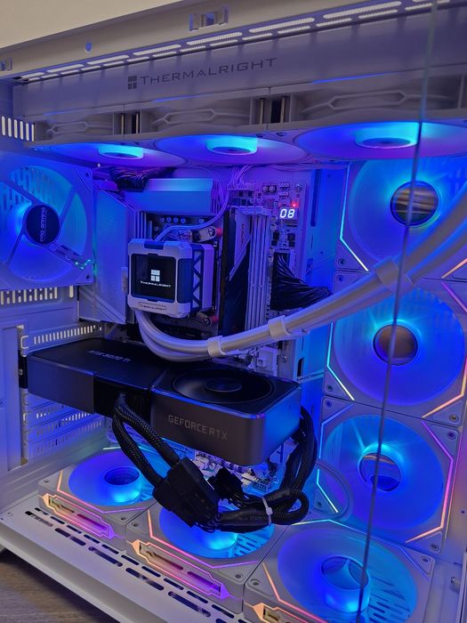 PC 9800x3d cu RTX 3070Ti DDR5