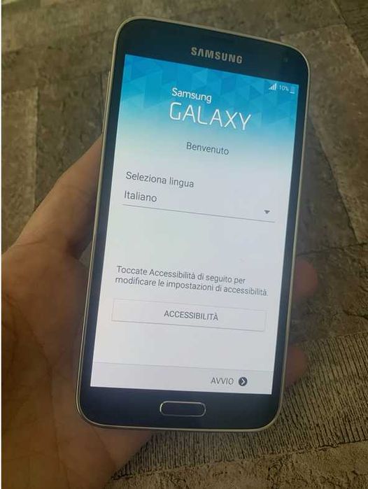Samsung S5 ca nou pentru colectionari